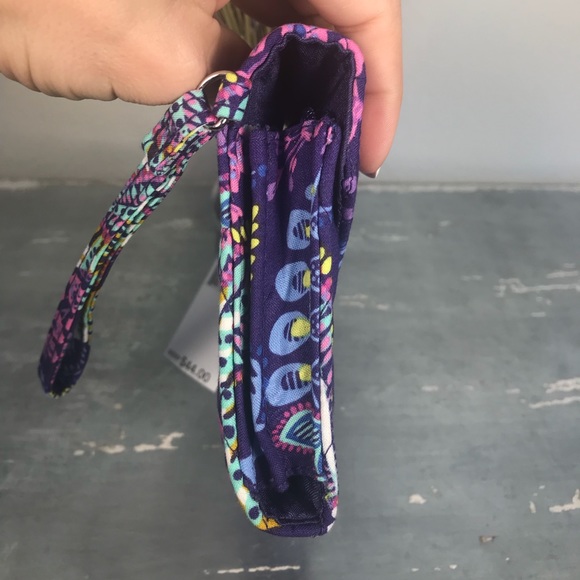 Vera Bradley Batik Leaves Smartphone Wristlet - Picture 3 of 7